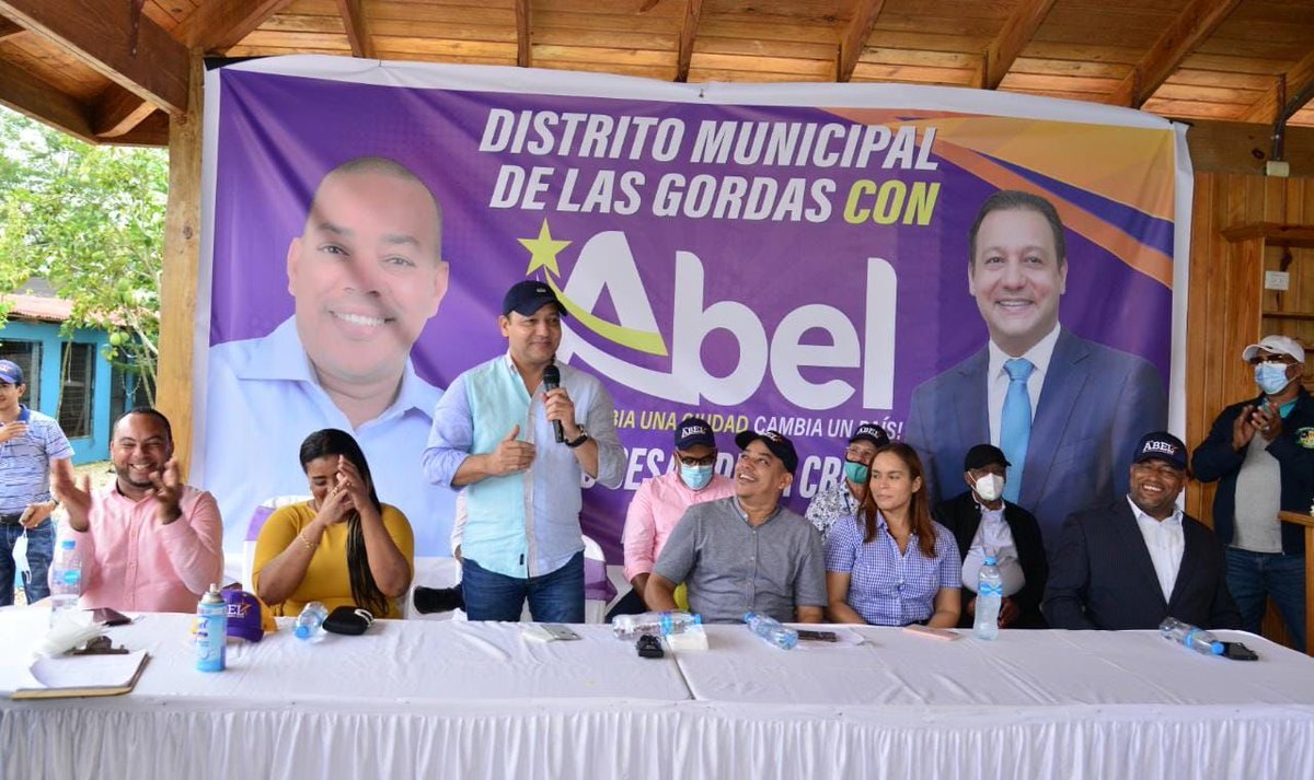 ConfiamosA's tweet photo. La Competencia no se asusten 😁 Y estamos calentando🔥🌟 los Motores 

Vean aquí 

Alcalde de Las Gordas, Julio César De La Cruz y los Regidores del PLD junto a toda la dirigencia del Distrito Municipal respaldan a Abel Martínez.

#Abel24
#ConfiamosenAbel 
#AbelPalPoder https://t.co/8Mwg4h9r6g