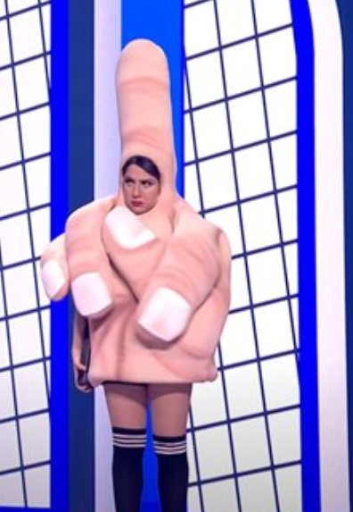 JessBellamyy's tweet photo. The rest of Europe to the UK #Eurovision https://t.co/GTdRXGCQAr