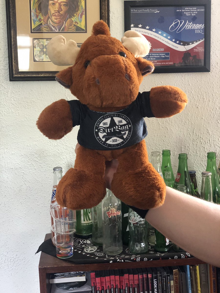 jayfregs's tweet photo. Larry the adventure moose is ready for the rock n roll adventure tonight at backwoods bar and grill! Are you?

@DirtbagClothing #dirtbag #adventuremoose #moose #lovinghome #rocknroll #rockandroll #heavymetal #acoustic #rockmusic #bands #shows #outofquarantine #livemusicisback https://t.co/yOwPxSOrl4