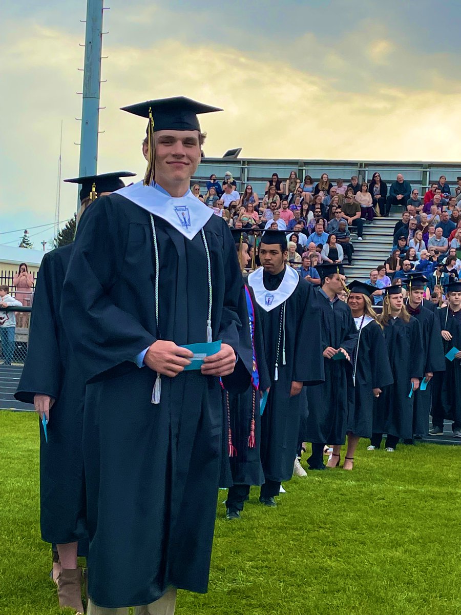 Andy Zeeman tweet media