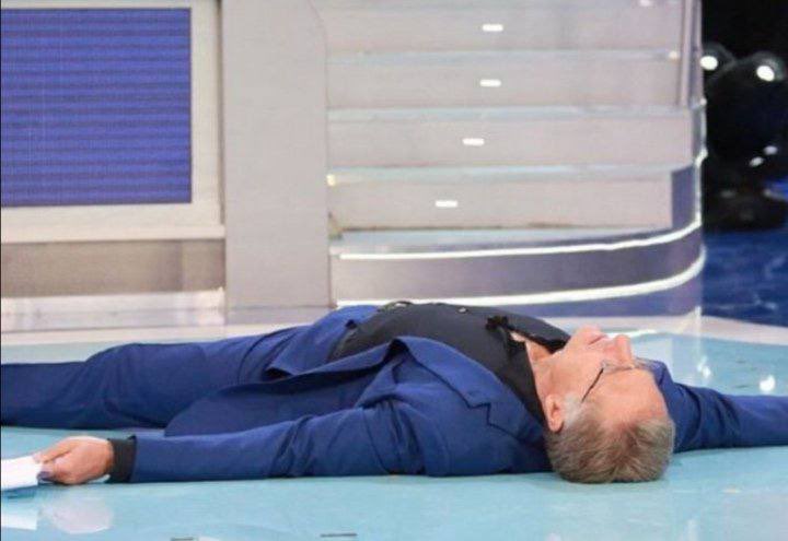 thedoctorIies's tweet image. mancano ancora i voti di chiara ferragni che potrebbero ribaltare il risultato #Eurovision