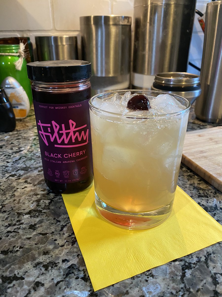 msargent's tweet photo. Whiskey sour SZN w/a #filthyforlife black Cherry garnish #MatthewsBar https://t.co/0oUdzREdb3