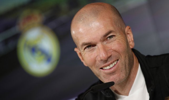 ¿Te gustaría que Zidane continuase en el Real Madrid? 

RT 🔃 NO

MG ❤️ SI