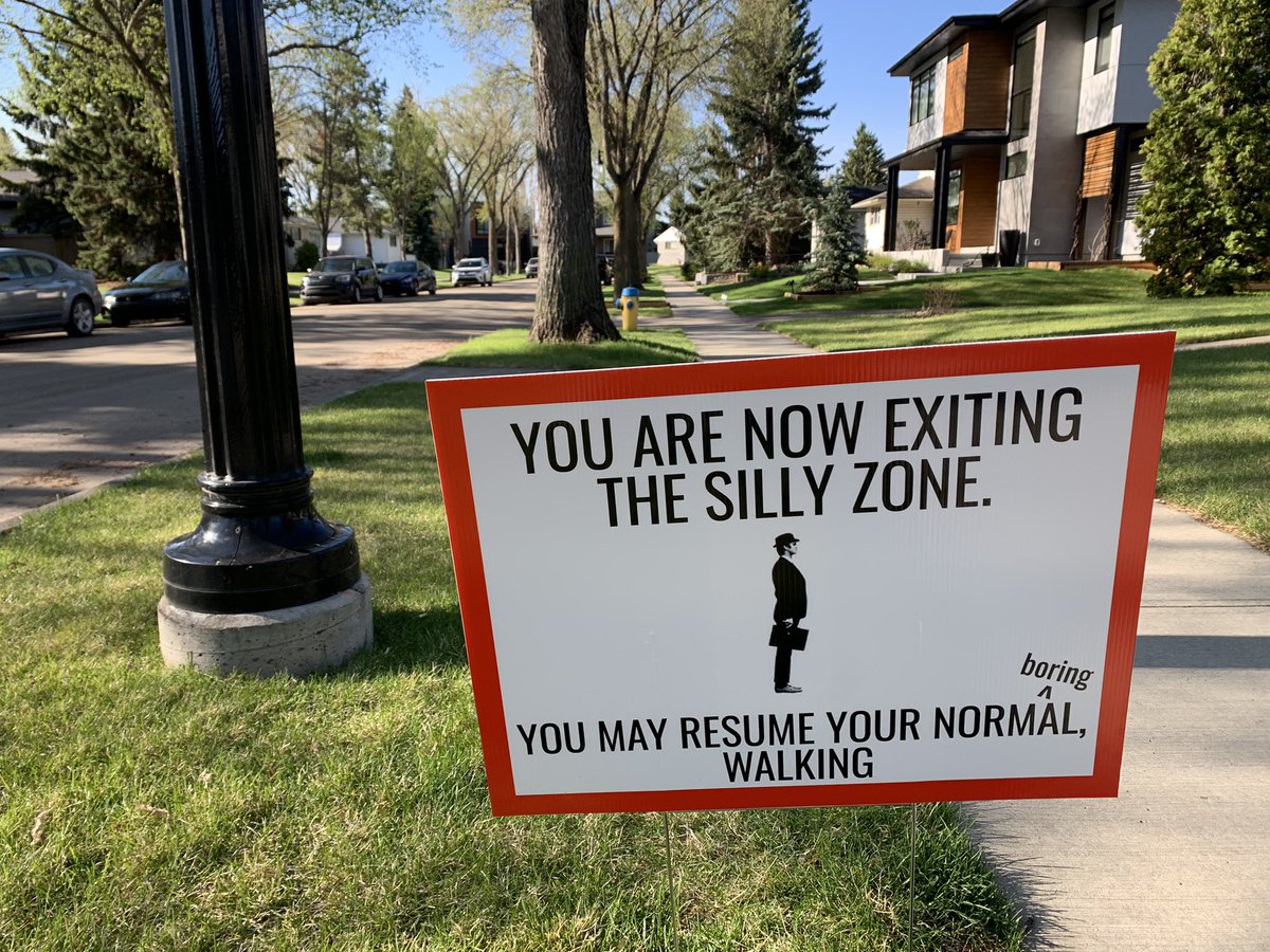 apaulagetics's tweet photo. I was tempted. #yeg #yegwestend #ministryofsillywalks #sign #signs #edmonton #westedmonton #streetphotography #yegphotographer https://t.co/AbzR5DjHub