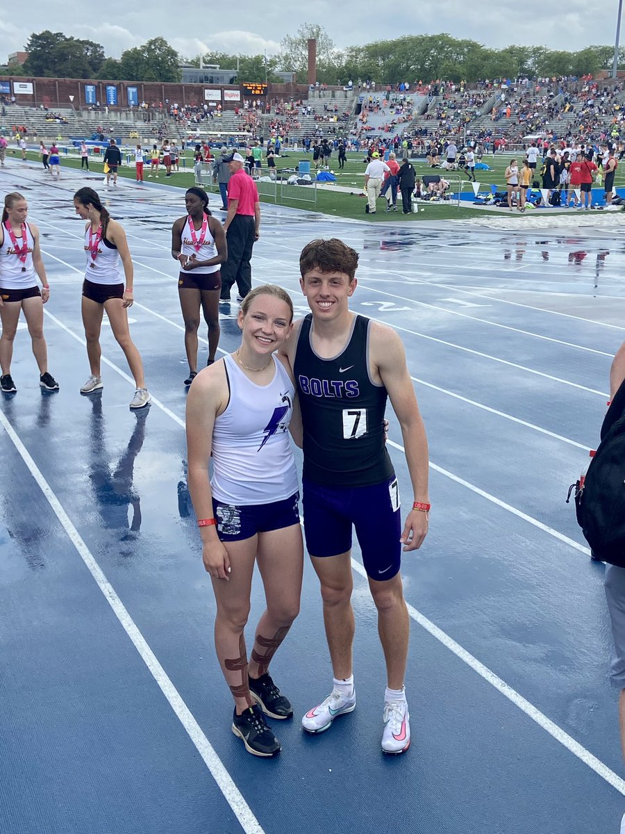 BACK2BACK STATE CHAMPIONS!
1500m-1600m
<a href="/ashlynkeeney/">ashlyn keeney</a> <a href="/Bowengryp/">Bowen Gryp</a> #boltweather ⚡️⚡️⚡️