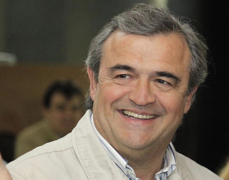 GustavoPenades's tweet photo. JORGE LARRAÑAGA gran Oriental, gran Blanco un Servidor con mayúsculas, desde donde le tocó actuar siempre poniendo todo sin taza ni medida, se va con el reconocimiento de todos por su entrega en la función pública, en lo personal un amigo QEPD https://t.co/ie20TiRkjD