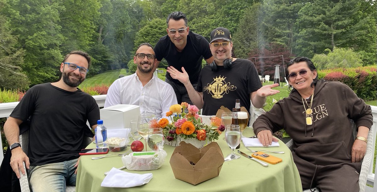 Poker Rock Stars? In the New England countryside… #POSITIVITY ⁦<a href="/RealKidPoker/">Daniel Negreanu</a>⁩ ⁦<a href="/ThePokerBoss/">Sean McCormack</a>⁩ ⁦<a href="/MagicAntonio/">Antonio Esfandiari</a>⁩ ⁦<a href="/TheScottyNguyen/">Scotty Nguyen</a>⁩