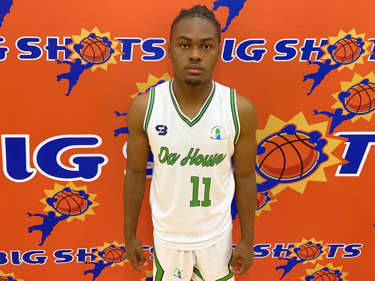#BigShots #RockyTopMayhem 
16U

Tennessee Travelers 73
0 Jonavan Gillespie 31
20 Matthew Bilbrey 20

Da House 71
11 Zy Pryor 11
13 RJ Robinson 9