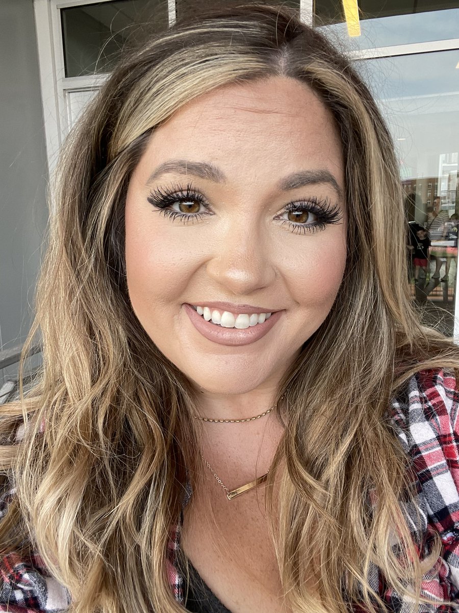 MrsReedyCarroll's tweet photo. Sounds game with my man!! So so thankful that life is getting back to normal. I will never take advantage of good health, fun experiences, and being able to see a person’s sweet smile again! #nashvillesounds #soundsbaseball https://t.co/1S8D3vqlvZ