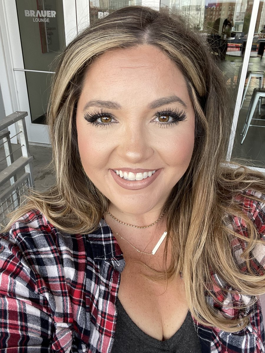 MrsReedyCarroll's tweet photo. Sounds game with my man!! So so thankful that life is getting back to normal. I will never take advantage of good health, fun experiences, and being able to see a person’s sweet smile again! #nashvillesounds #soundsbaseball https://t.co/1S8D3vqlvZ
