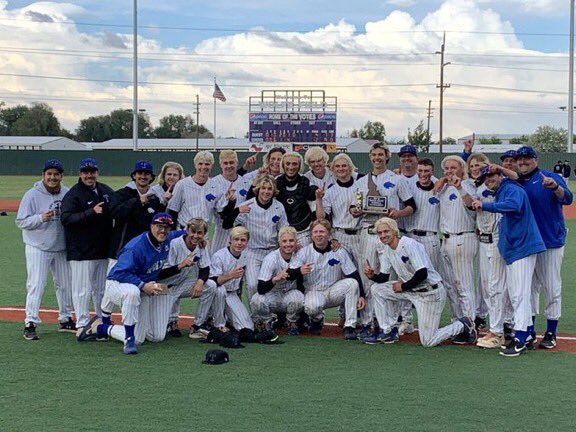 IdahoBoiseGems's tweet photo. Timberline State Champs!!! https://t.co/AePNRbx5kM