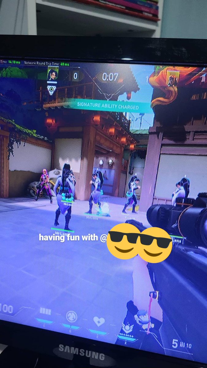 MrLensss's tweet photo. so I just figured out that if you play a custom valorant game with cheats on I get to revive myself https://t.co/Yl86Z4KlZZ
