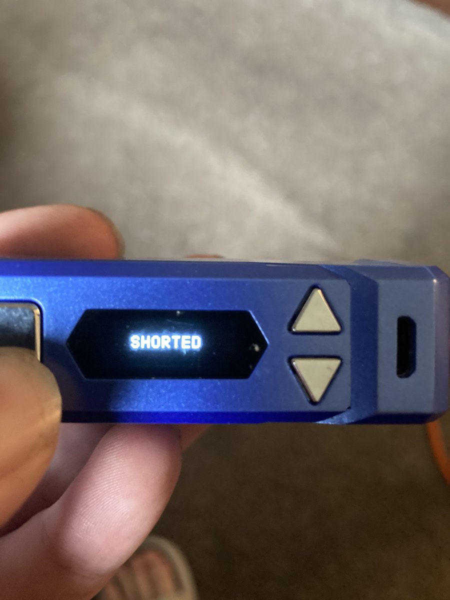 mgarrison0254's tweet photo. @ColetteLala @michelepfromlv It sounds like your battery has different settings and that’s what the color represent. but if it binks 3 times while your taking a hit that might be the battery’s code for a shorted out atomizer and it won’t work at all I’ve had this problem many times. Good luck https://t.co/4R017H0dQS
