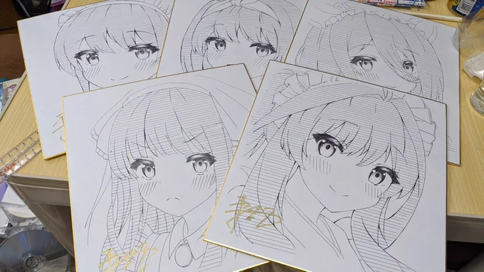 おはようございます🤗🤗

今日持っていく色紙です～! 