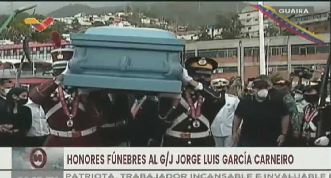 Punto_deCorte's tweet photo. #PDCReporta #22May | Así fue la caravana y actos fúnebres que realizaron con los restos del gobernador del estado Vargas, Jorge Luis García Carneiro https://t.co/tIkiZxCx7B