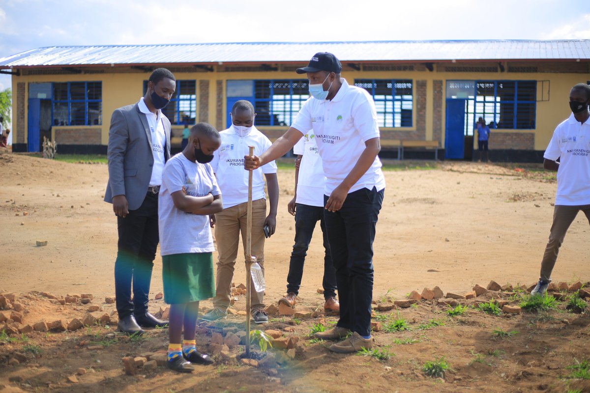 AdrresOrg's tweet photo. Students use bottles for irrigating planted trees in summer. This is the efficient and effective way innovated by students, water droplets insure trees health https://t.co/8ORkplqgfd