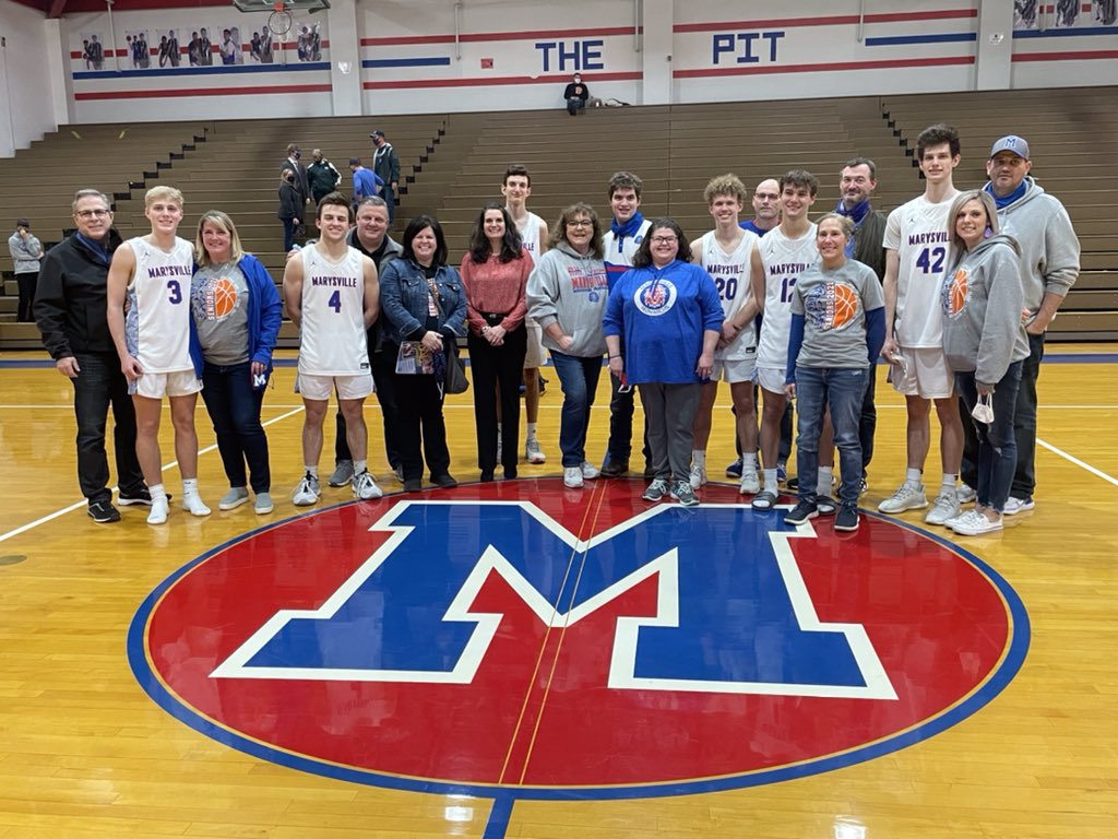 coach_grose's tweet photo. Congrats to the Marysville class of 2021 and our Senior basketball players! #hoops #fate https://t.co/8L0eSMeynK