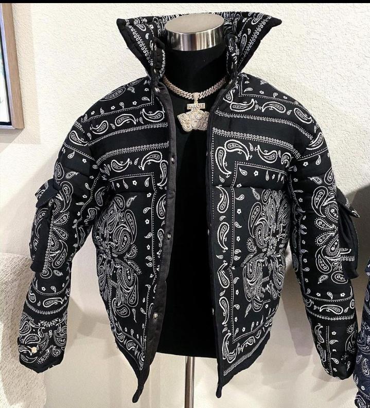 Kayflex92's tweet photo. New arrival https://t.co/621cmKWIL8