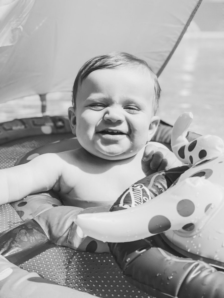 AliFaunt's tweet photo. Summer state of mind ☀️ https://t.co/GwsP2Rte4z