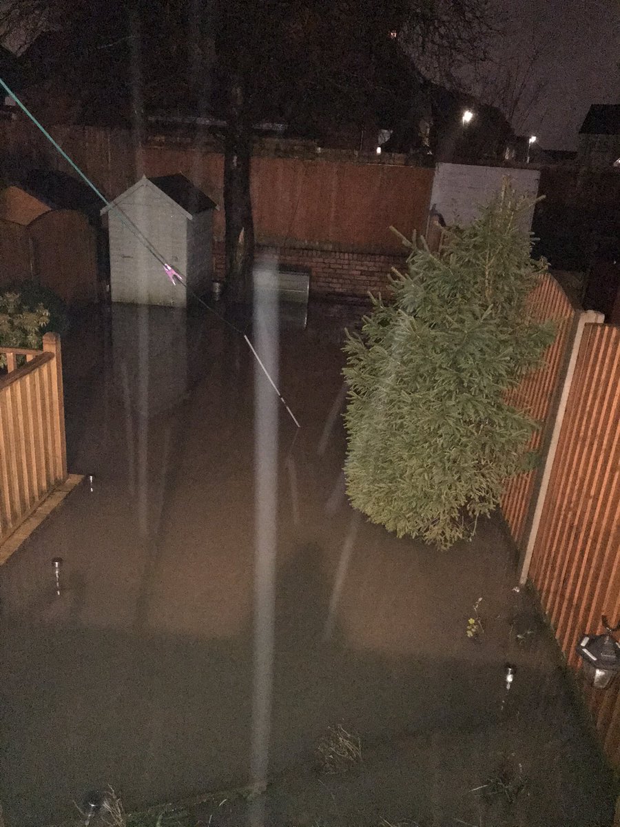 Paula_Price450's tweet photo. @CountrysideProp , still awaiting response from you regarding flooded garden caused by a pipe cracked by you whilst building another property https://t.co/8mWKxUxrzS