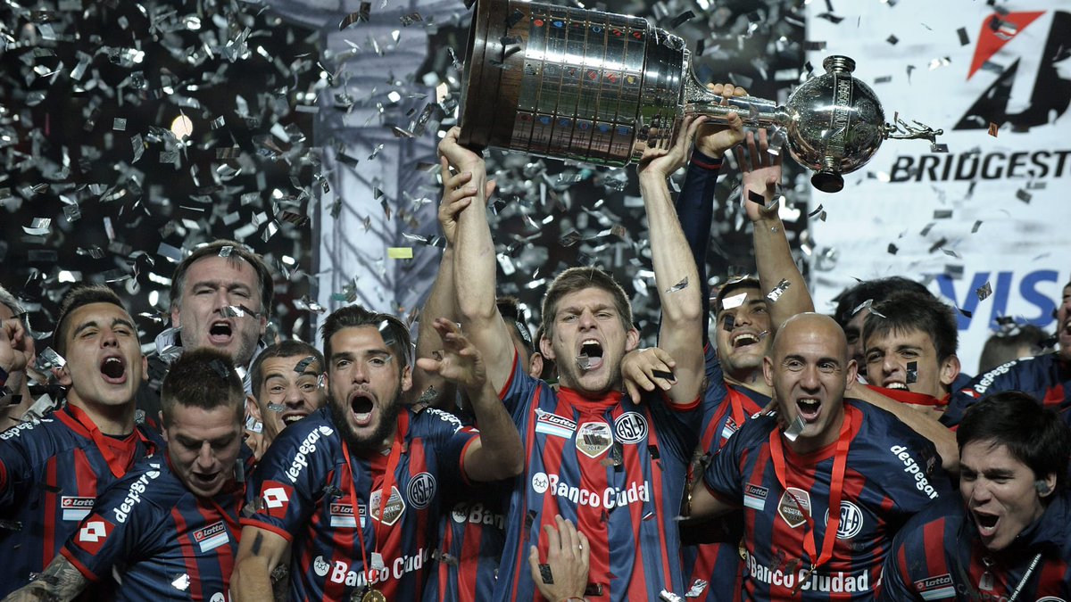 ilmedios's tweet photo. #SanLorenzo es el ÚNICO campeón de América en fútbol, basket y futsal.

SOLO EL MÁS GRANDE PUEDE HACERLO https://t.co/rrqilFsDss