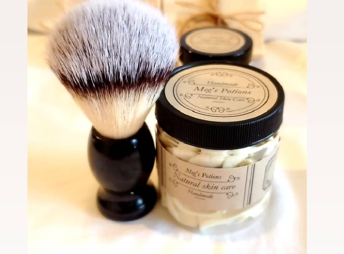 Megspotions's tweet photo. FATHERS DAY GIFT SET 
https://t.co/M8kZr75bj5
The perfect gift set for him! 
 #megspotions #beardbalm #whippedsheabutter #kentuckybourbon #handmade #giftset #handmadegifts #fathersday #mensfashion #mensstyle #menssoap #grooming #forhim  #menshealth #squatchsoap https://t.co/n2n8bbQuiG