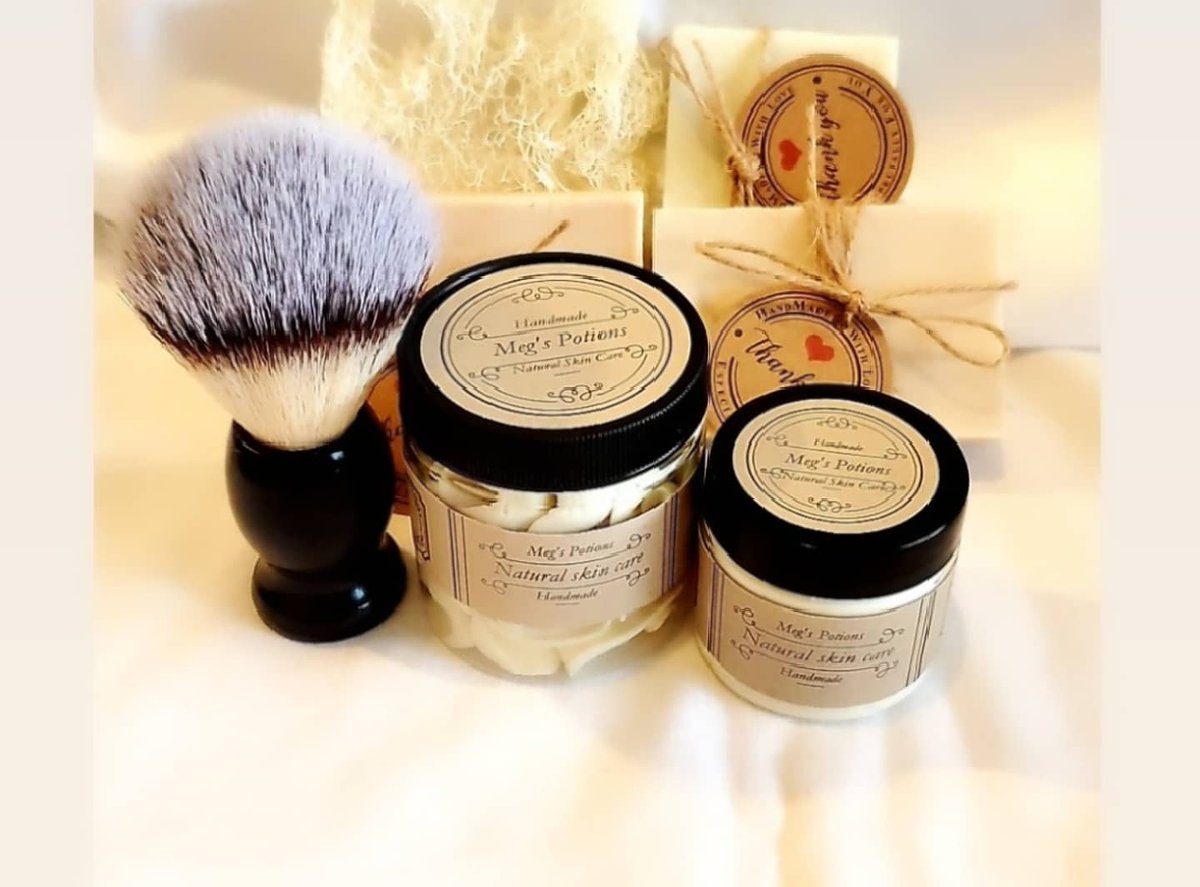 Megspotions's tweet photo. FATHERS DAY GIFT SET 
https://t.co/M8kZr75bj5
The perfect gift set for him! 
 #megspotions #beardbalm #whippedsheabutter #kentuckybourbon #handmade #giftset #handmadegifts #fathersday #mensfashion #mensstyle #menssoap #grooming #forhim  #menshealth #squatchsoap https://t.co/n2n8bbQuiG