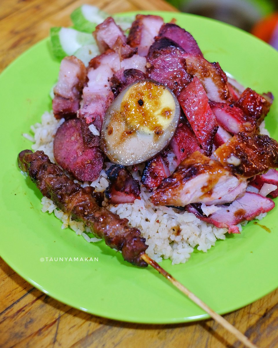 culinarypurple's tweet photo. Sepertinya bole dibilang Hidden Gem juga nih yak..kudu n perlu banget ada di list wajib merapat :
.
RM TRI BUKIT MEDAN
IG @tribukitmedan
Pasar Modern (Lama) BSD City Pintu Barat Los K-26
BSD City - Serpong, Tangsel
📞/Whatsapp 0822-13069888 / 0859-39669809
.
#TaunyaMakan #CPurple https://t.co/3o5uQBdUYQ