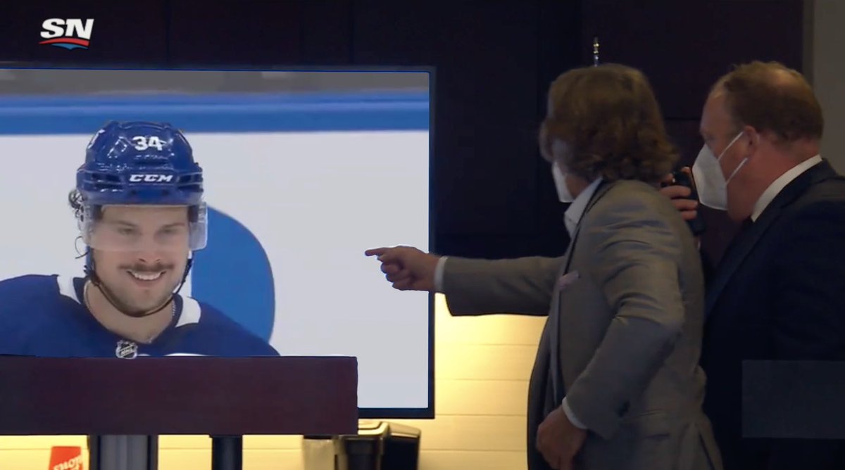 TicTacTOmar's tweet image. Marc Bergevin: Where do we get one of those?