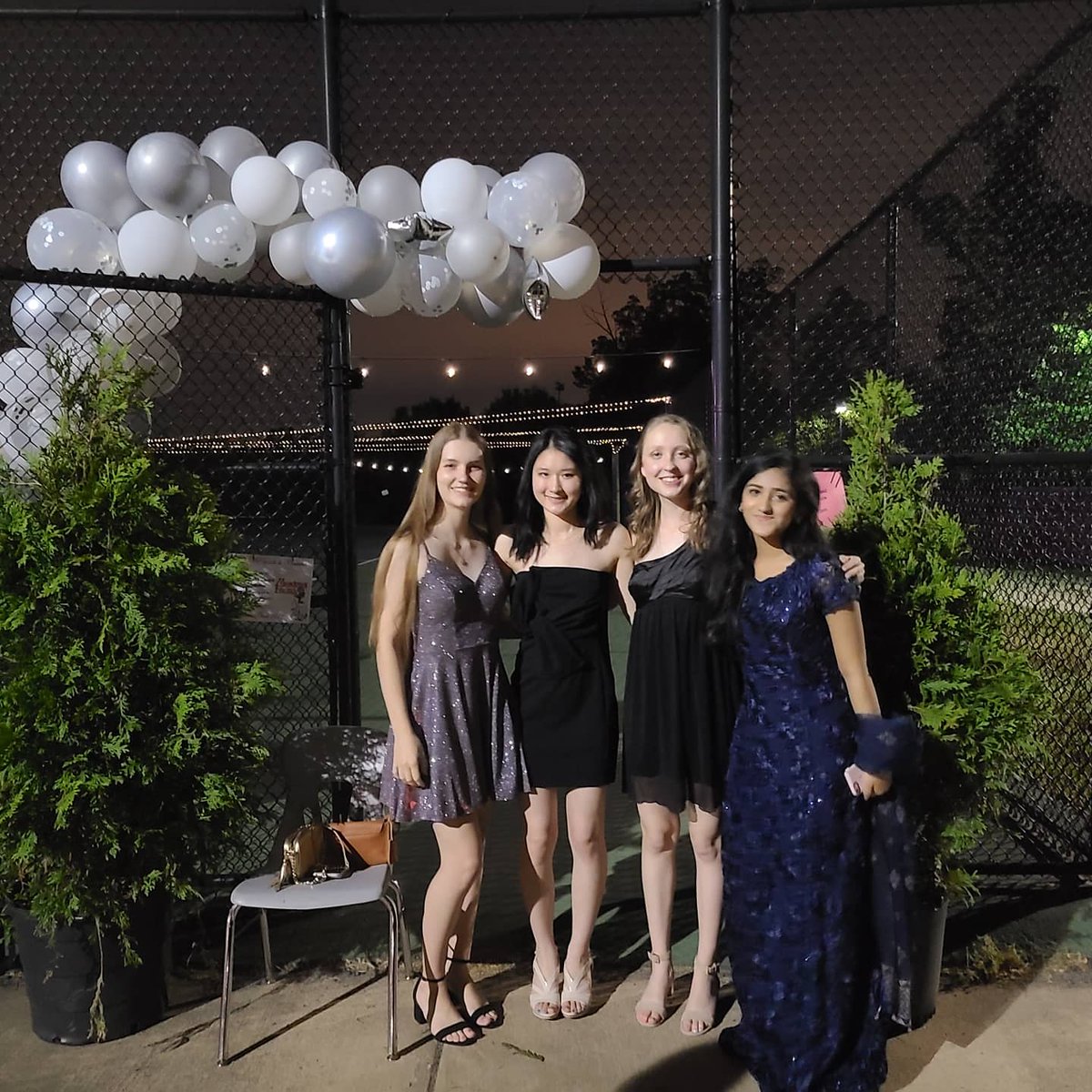 DominionLcps's tweet photo. All the glam kids are here! https://t.co/wsQBy8dFtV