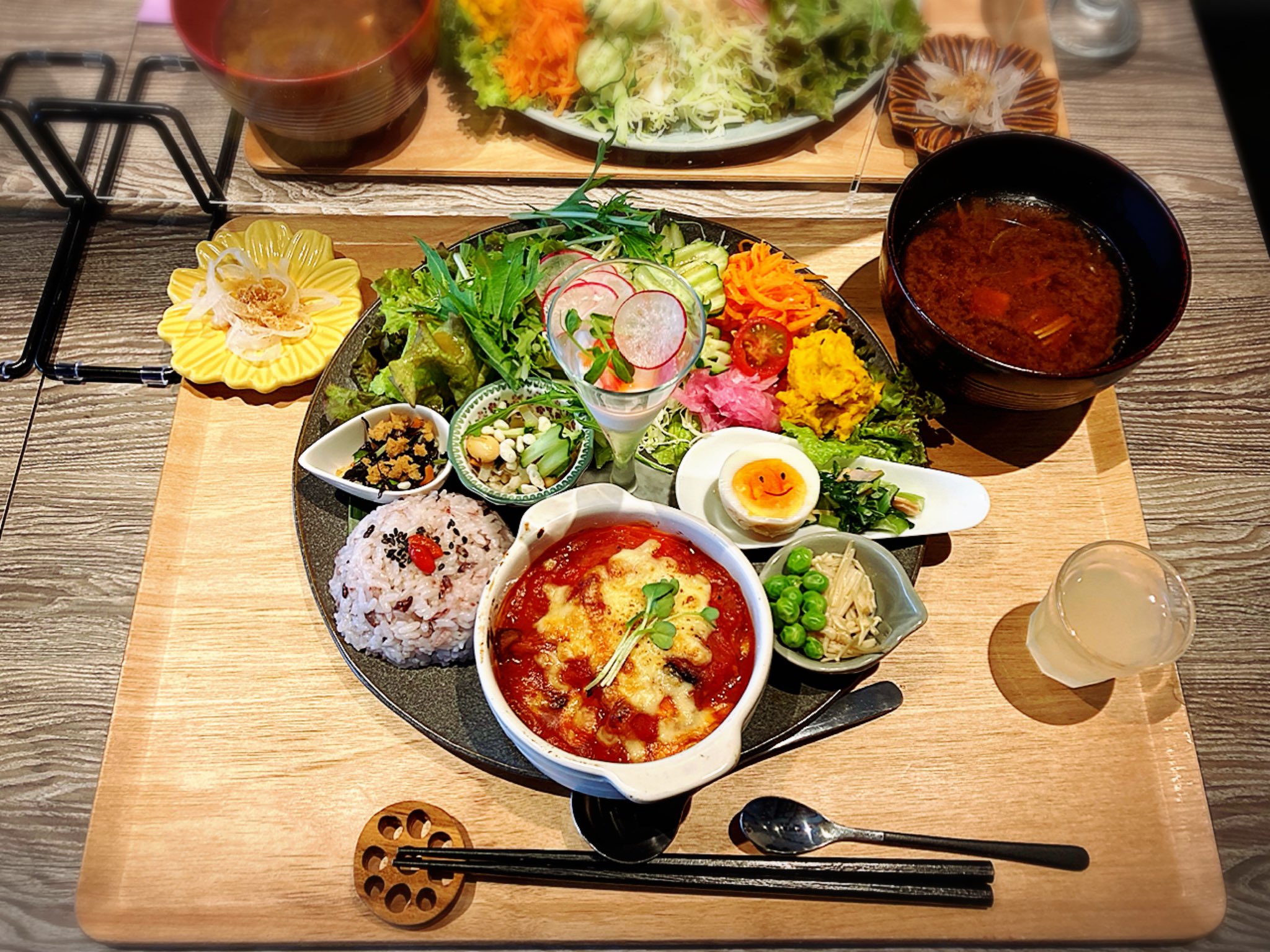 岐阜再発見マガジン Aun 昨日 岐阜競輪場より少し北にある Ivy S Place Cafe さんでワンプレートランチ をいただいてきました 旬の野菜と糀をたっぷり使った体に優しい料理に心も体も大満足 ランチは2部制となっていて 事前のご予約がおすすめです 岐阜再発見マガジン Aun 昨日 岐阜競輪場より少し北にある Ivy S Place Cafe さんでワンプレートランチ をいただいてきました 旬の野菜と糀をたっぷり使った体に優しい料理に心も体も大満足 ランチは2部制となっていて 事前のご予約がおすすめです