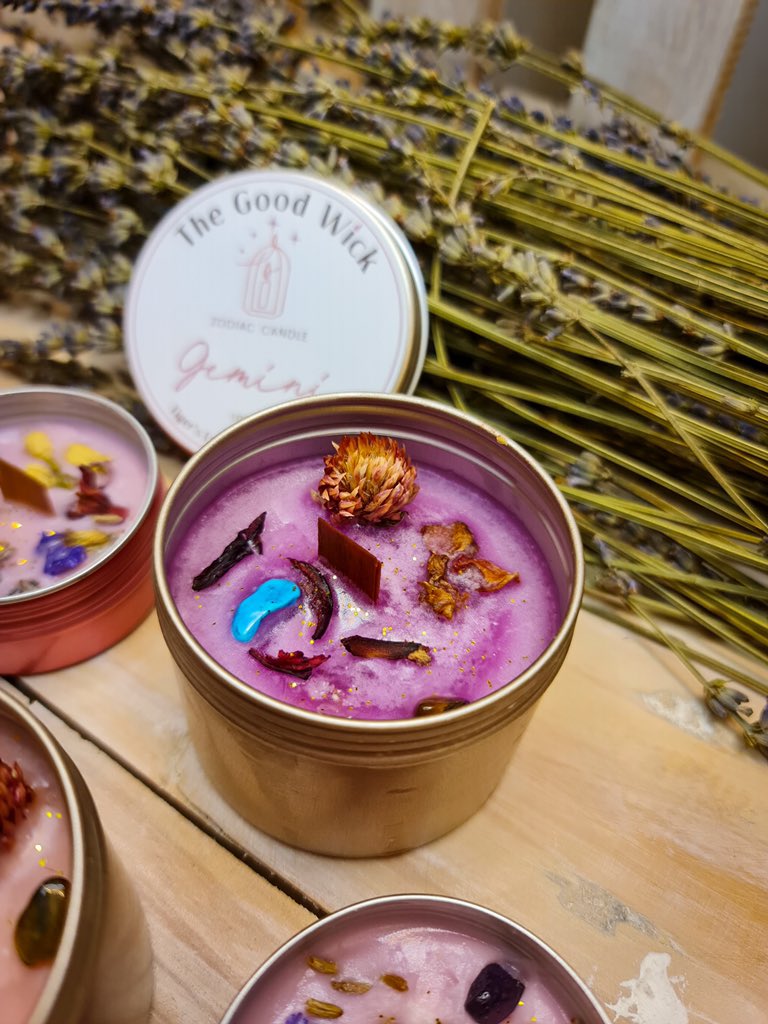 TheGoodWick's tweet image. 𝐼𝓉’𝓈 𝒢𝑒𝓂𝒾𝓃𝒾 𝒮𝑒𝒶𝓈𝑜𝓃!! ♊️

Go get your own Gemini candles now!!🤍 DM us or click the click in our bio! #GetWICKed