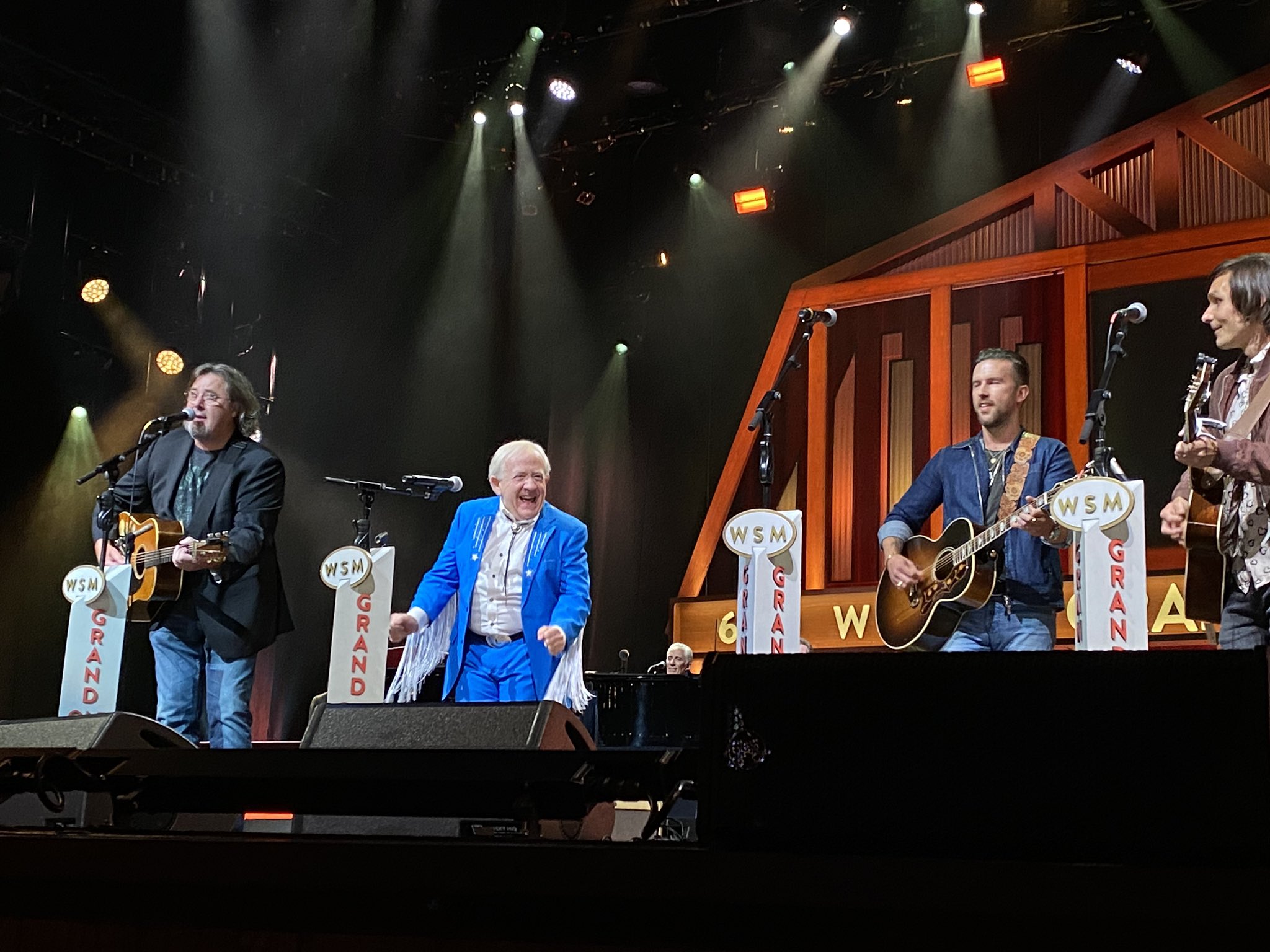 Grand Ole Opry on Twitter "“Will the circle be unbroken...” 🎶 https