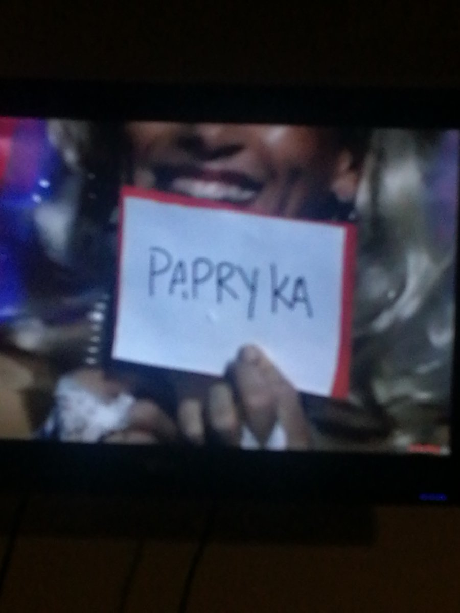 mflorsx's tweet photo. #faraonavive Rojo #papryka también tranqui...daaaaleeee https://t.co/THVf3ZBqRk