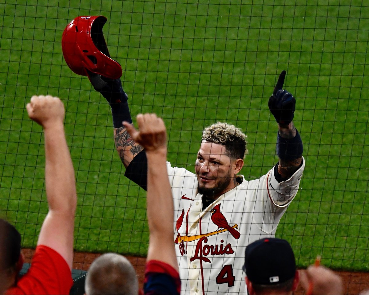 Cardinals's tweet photo. This will always and forever be a Yadi stan account. https://t.co/3bUl0sMs9i