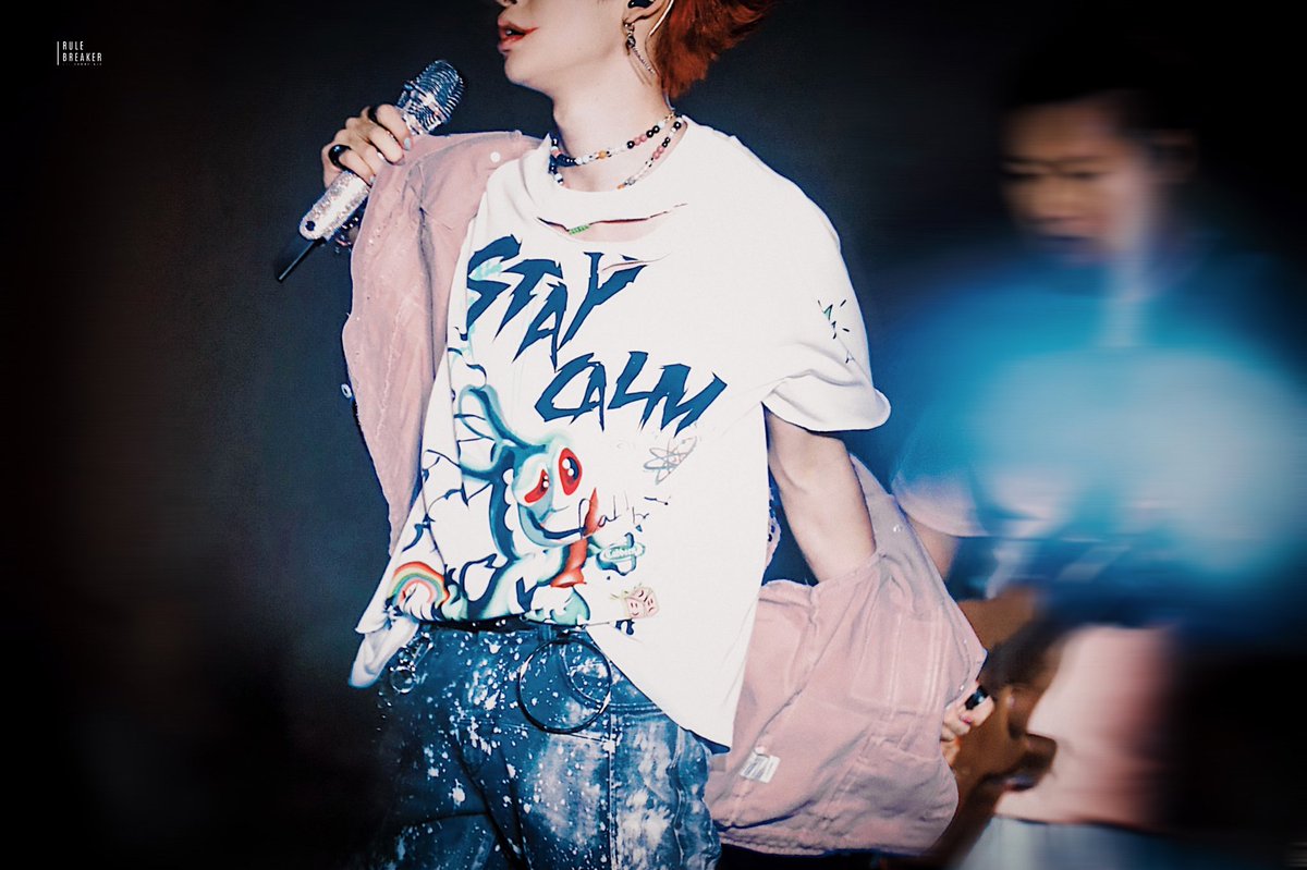 ayowzup's tweet photo. 210522 Zao Yang Music Festival in Zhengzhou 🎶

📹What's Wrong With Me : https://t.co/OVlbEt3Nmy
📹Ready Now : https://t.co/N8dPtrTJWx
📹Come Back : https://t.co/N21Bh65KQk
📹In My Zone : https://t.co/6Vyx1GlMq5
📹Tiger : https://t.co/AOzfcbYFo3

#XiaoGui #LilGhost #小鬼 #王琳凯 https://t.co/ycLXv3hGHc