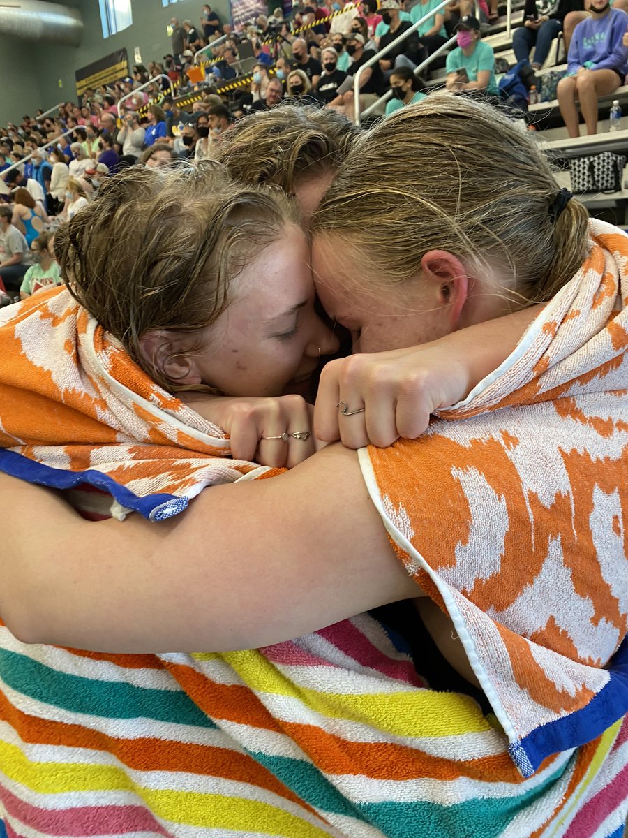So blessed to have coached you gals! Awesome run and great finish for the day! <a href="/C1_White02/">Chloe White</a> <a href="/olivia_moore03/">Olivia Moore</a>