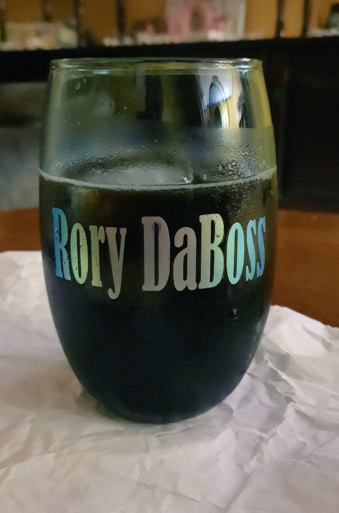 RoryDaBoss's tweet photo. #famefrequency #live what's in my cup https://t.co/bHJN2shyFv