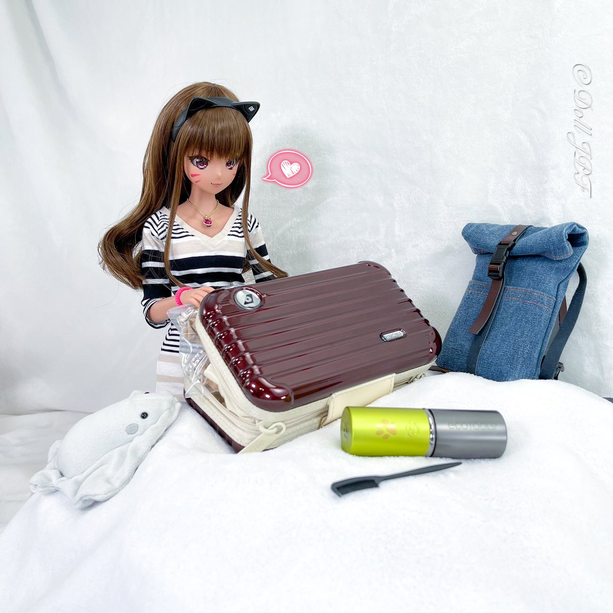 AndroidPDF's tweet photo. 蛍ちゃん: 荷物の仕度中💕 (o^^o) .

Kei-chan: Packing💕 (o^^o) .

#packing #packingluggage #rimowa #evaluggage 
#smartdoll #smartdollprowesstea #catgirl #dolljpf #culturejapan #doll #dollphotography #fashiondoll #animedoll https://t.co/hnW7UQyY9R