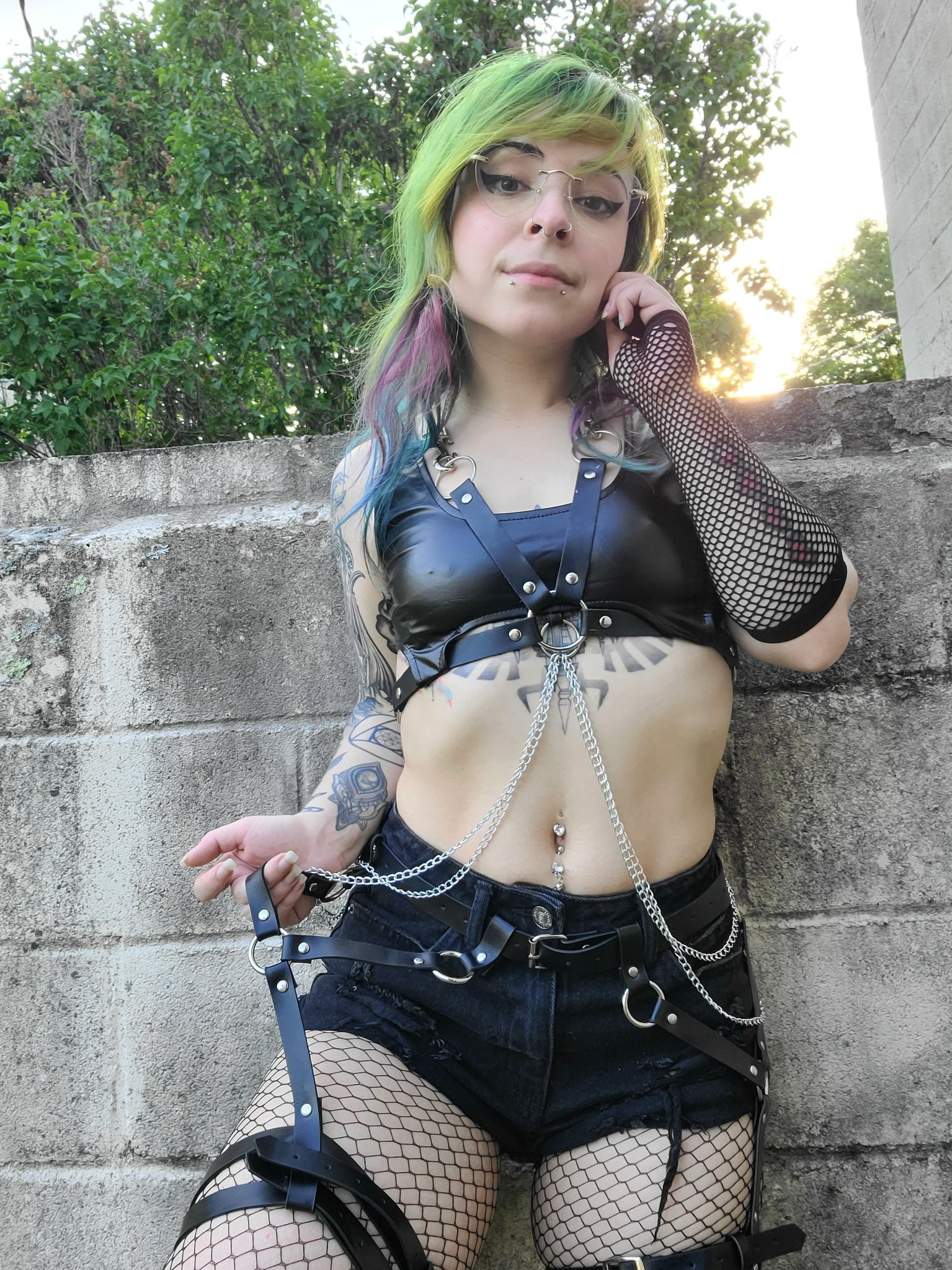 lyssy (theythem) on X: RT @heyLyssten: i almost missed national goth day  :o t.cos1EGFZnX9h  X