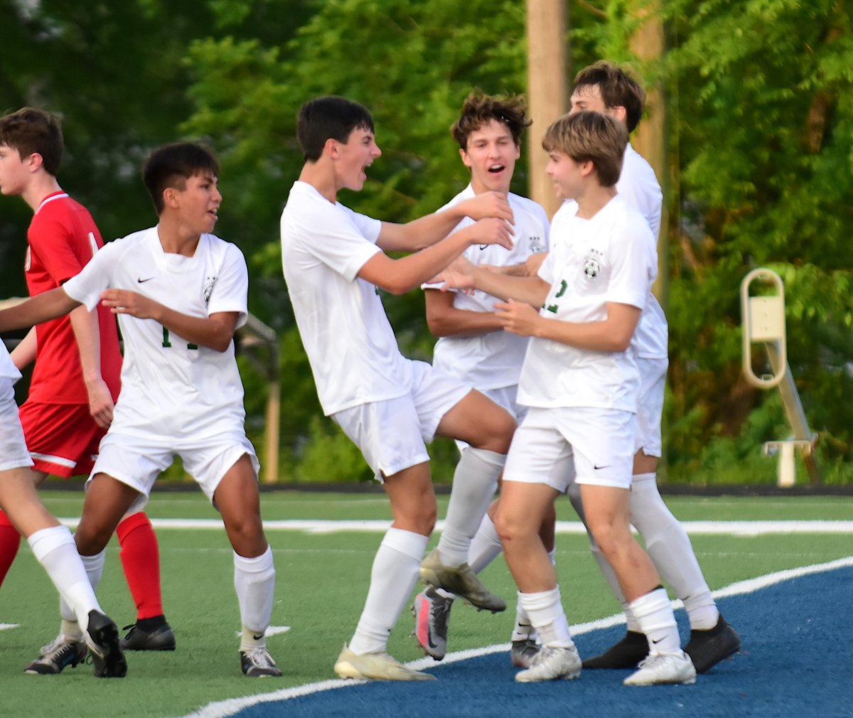 Tate_Russell's tweet photo. Here is a look at the goal that sent Greeneville soccer back to the Class AA State Tournament. Josue Castillo to Cade Snelson in he 68th minute https://t.co/UTmshUHyA4