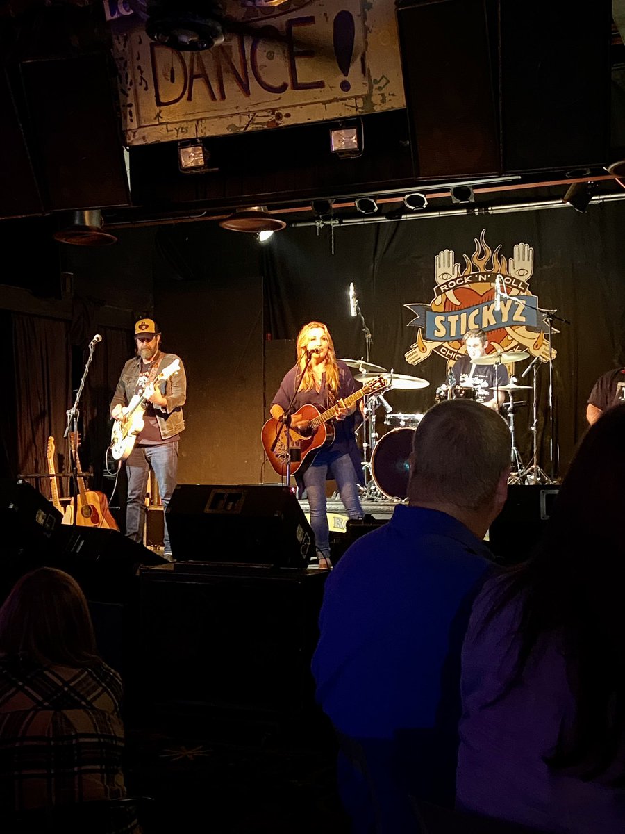 DianaLLong1211's tweet photo. @GettinSweenered We’re @GettinSweenered here in #LittleRock #lrrivermarket #stickyz #lovelivemusic with
@DynaGroFrank @cottonplantkid @andichappell
Awesome Show!!! ❤️ https://t.co/eQjghAtWMJ