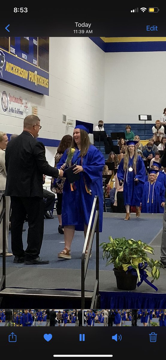 mamajonib's tweet photo. What a great day! π #Graduate #OnlyCaley #PrincipalDad https://t.co/ls648KDsNU