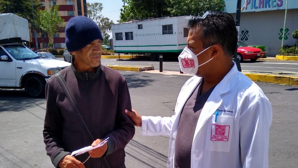 DrMachad1's tweet photo. Hoy estuvimos en Colonia Olivar del Conde conociendo las necesidades de la población y presentando propuestas sólidas. Este 6 de junio llevaremos resultados a los hogares de #ÁlvaroObregón
#YoSoyPartidoELIGE 
#EligeDrMiguelEscalante https://t.co/4R1eP1QGZw