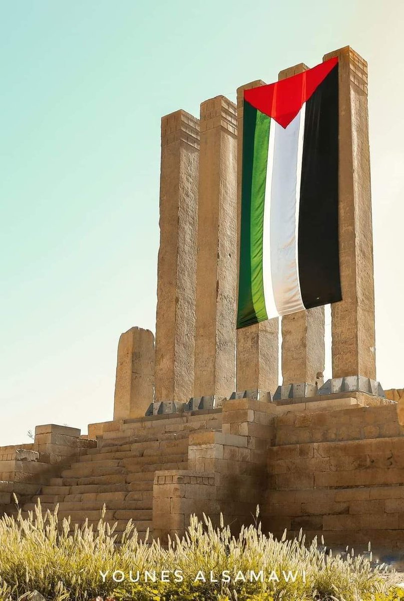 Alhamdhulillaah's tweet photo. The flag of Palestine on the Throne of Bilqīs, near Maʾrib, Yemen.

📸 : Younes Alsamawi

https://t.co/T6xV0nG663 https://t.co/MNl2Nc4veL
