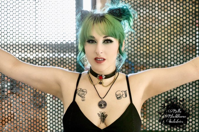 It&rsquo;s Gemini season my loves and your favorite Gemini is offering you a 50% discount until June 20th😜