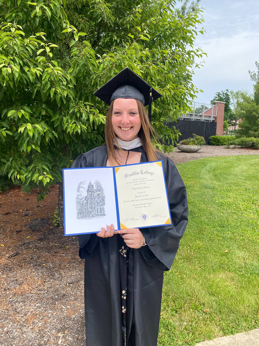 Softballdad7713's tweet photo. @abby_hickson @AbbyHickson13 your mom and I couldn’t be prouder of what you have accomplished in the last 4 years! Can’t wait to see what you do next! Congratulations we love you! Franklin College Class of 2021 https://t.co/KhY7OPPx14