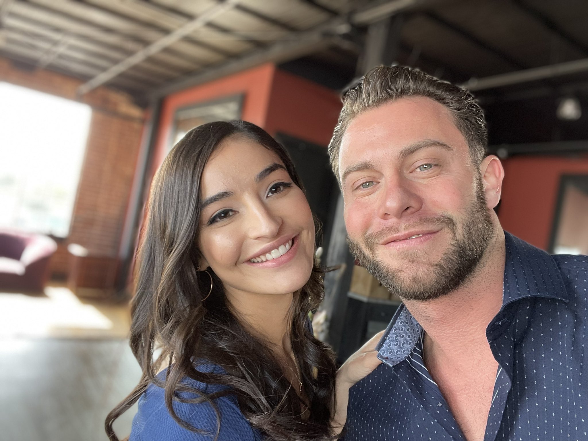 1 pic. So much fun today w/ @emilywillisxoxo for @jamesavalonpix @EroticaXNews Satay tuned😈 https://t.co/dDhCWXQVoH