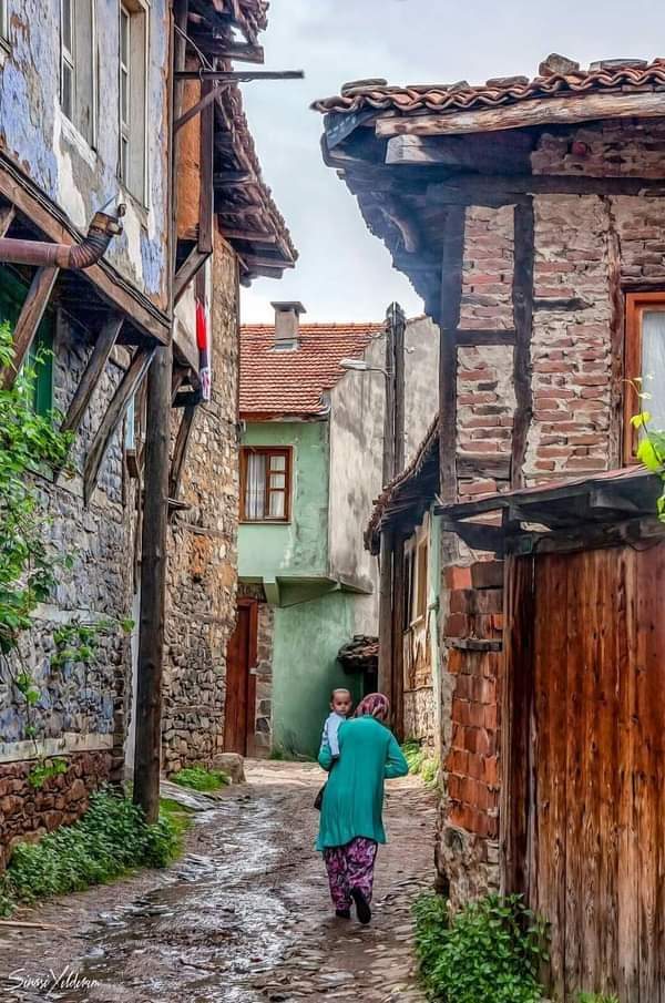 Kaderi ancak dua değiştirir.

Hz. Muhammed (s.a.v)

Hayırlı sabahlar efendim

Güzel Ülkemin Güzel İnsanları

GÜNAYDIN ☔🌨️

#pazar