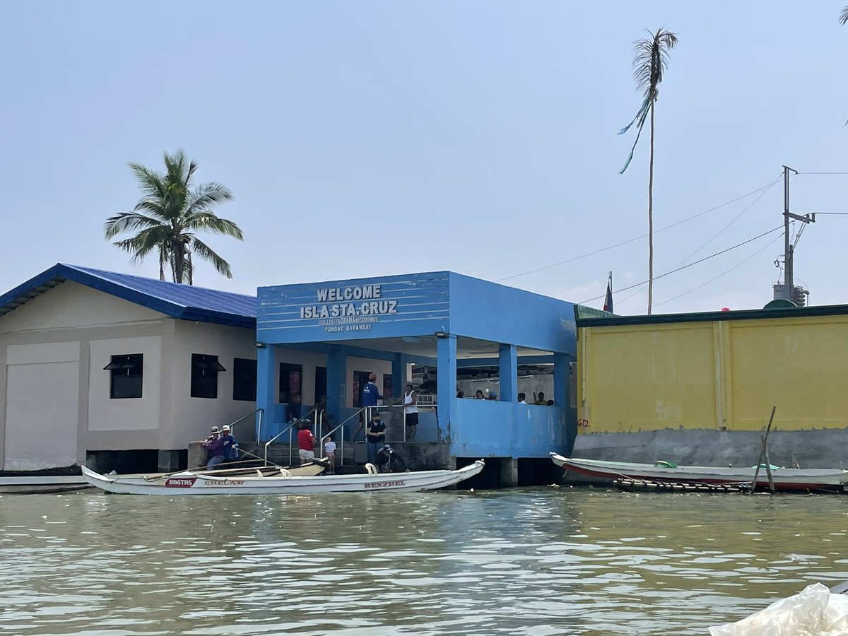 BulaCANHelp's tweet photo. UPDATE: Nakarating na ang @BulaCANHelp sa Isla ng Sta. Cruz
#BulaCANhelp https://t.co/7eF1BnI19I
